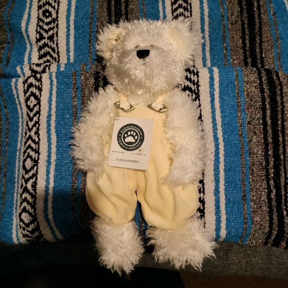 Boyds Bear "Alissa WinterBred"
